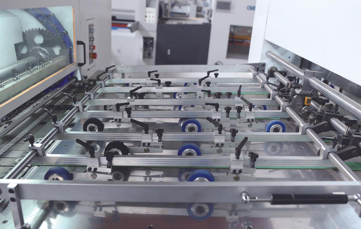 Diecutter with Stripping 1080CS