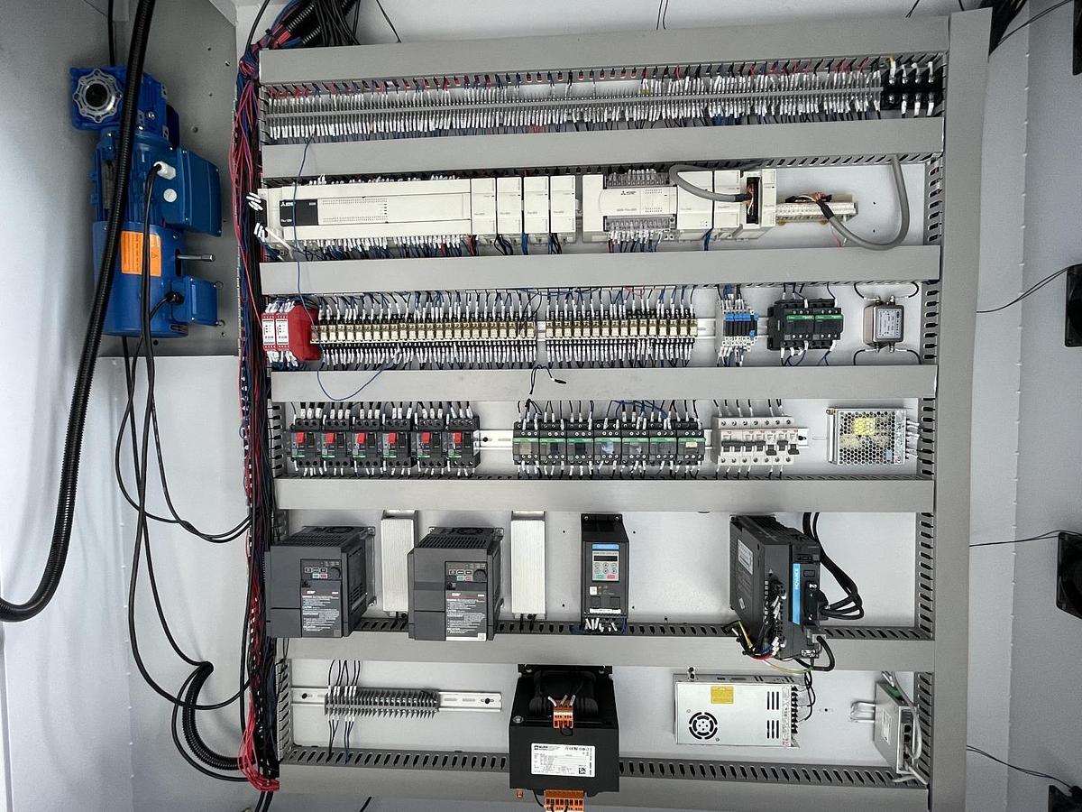 BBS HF-1060CS-E Die Cutting and Blanking