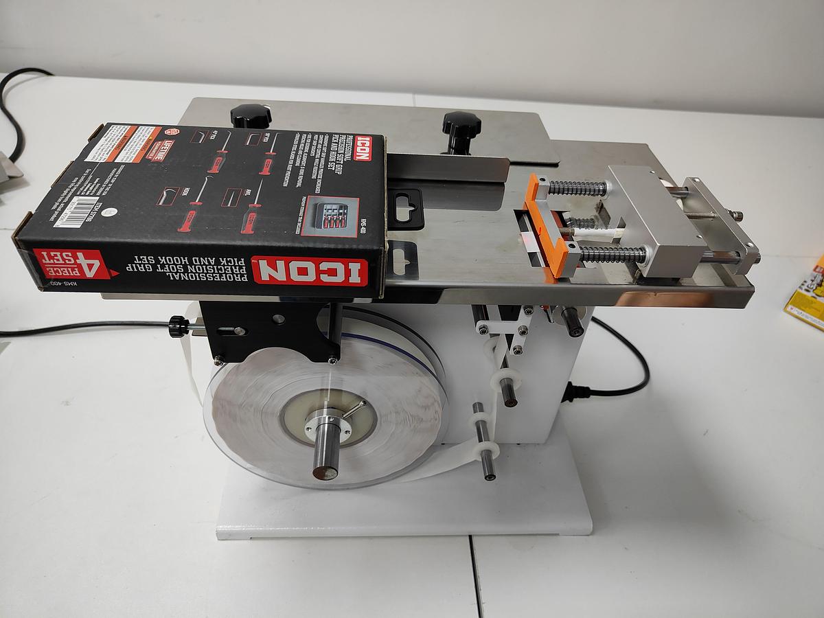 Labeling machine “U” shape type