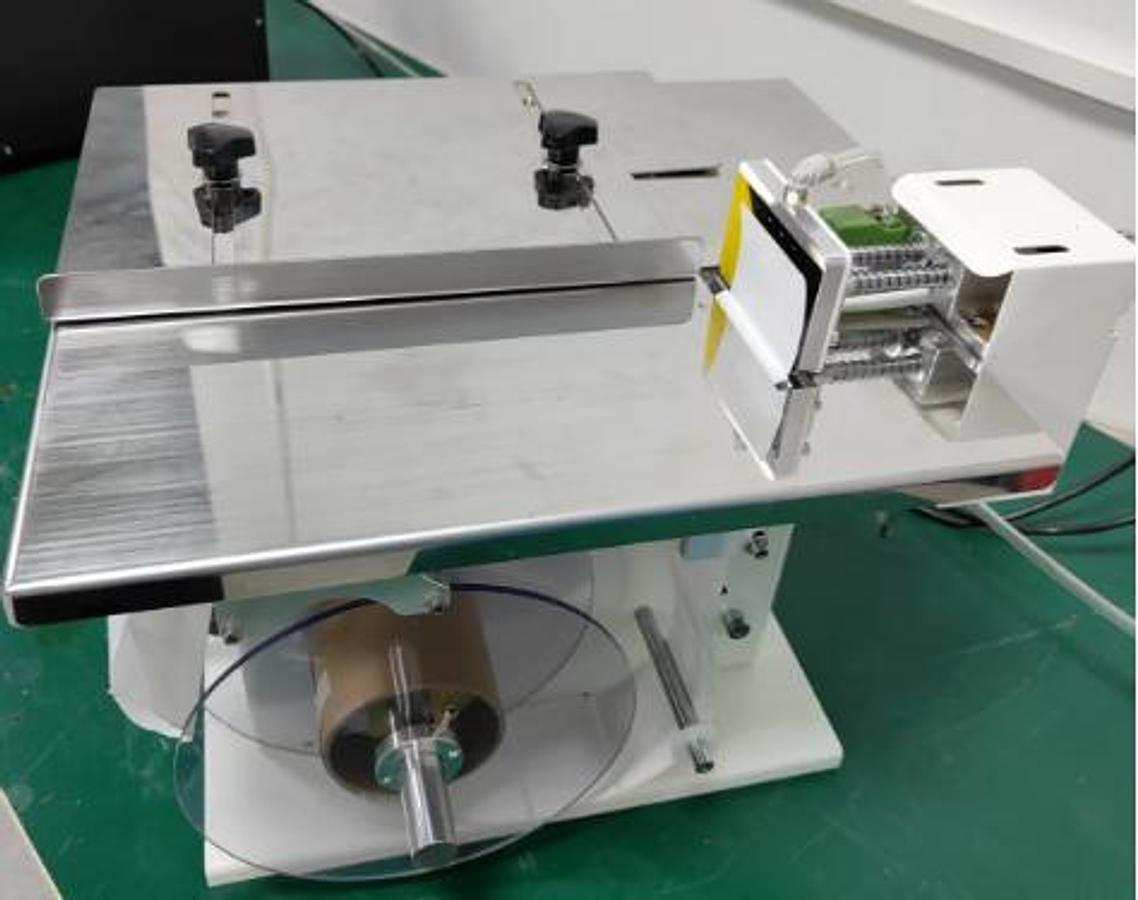 Labeling machine Vertical flat surface