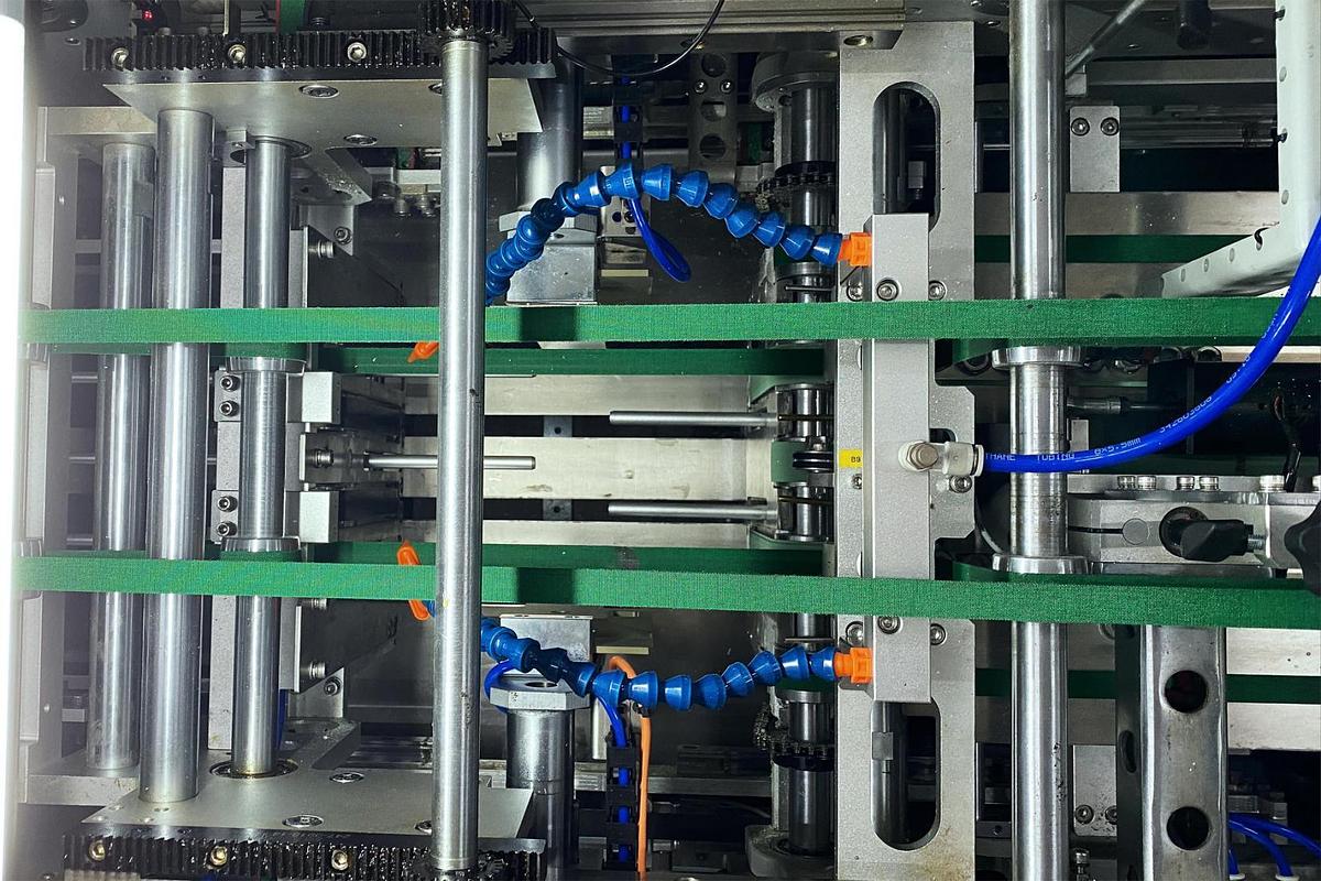 Digital FoldLine 180 Web to Book Block Finishing Solution JMD