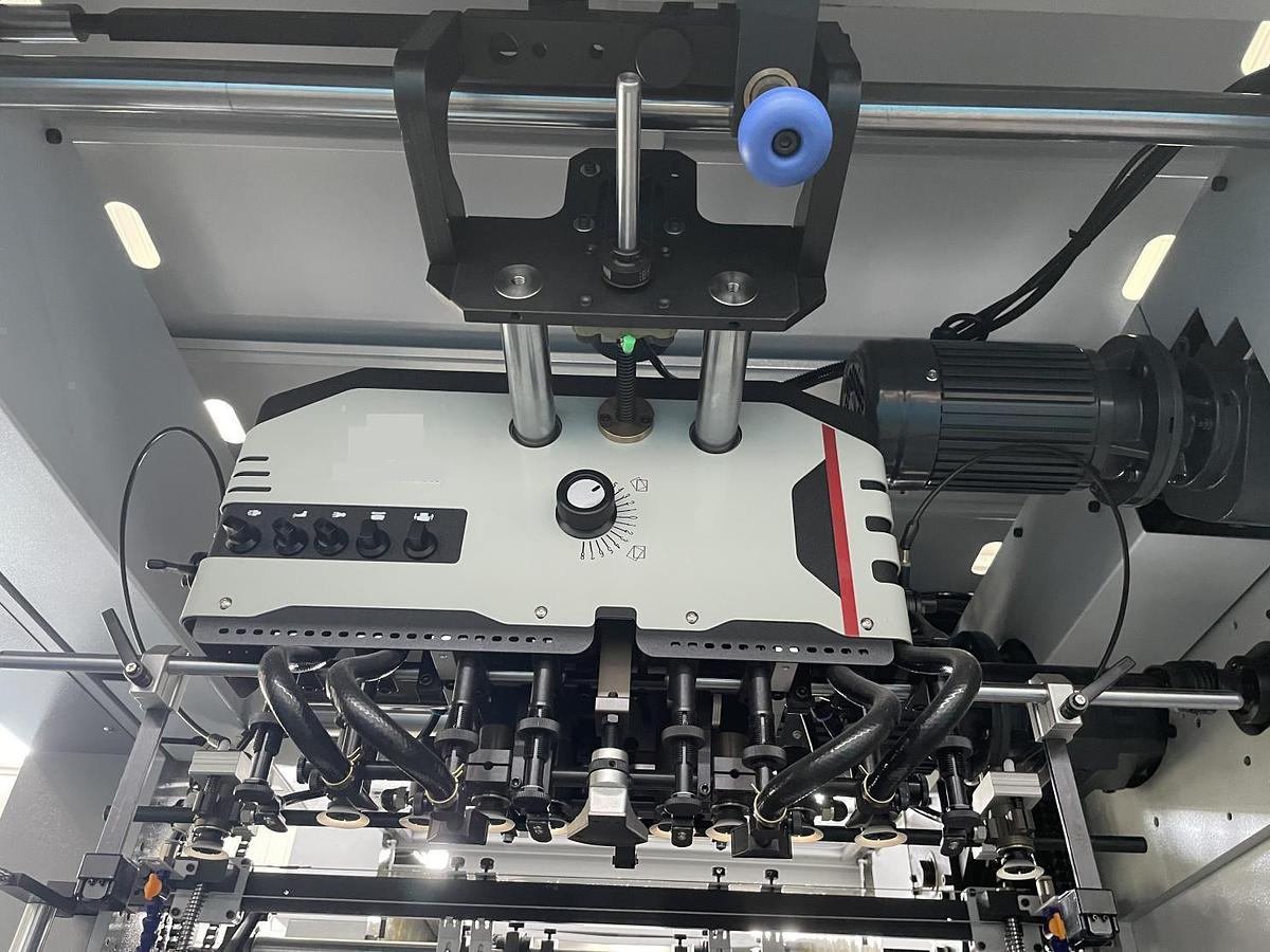 BBS HF-1060CS-E Die Cutting and Blanking