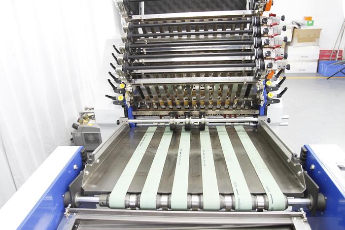Pharma Paper Folder 530TS