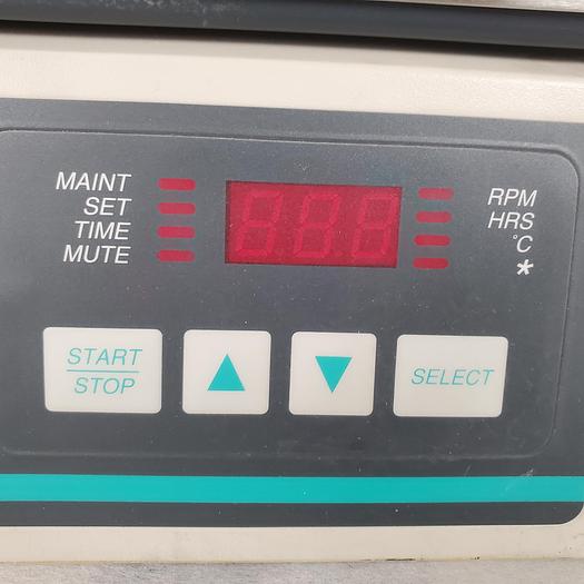 Used New Brusnwick Scientific Innova 2000 Platform Shaker