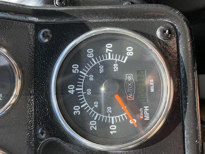 Used 2009 VOLVO  AUTOCAR