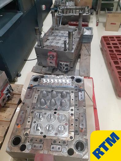 Used PLASTIC EGG/ SURPRISE EGG FILLING & PACKAGING LINE