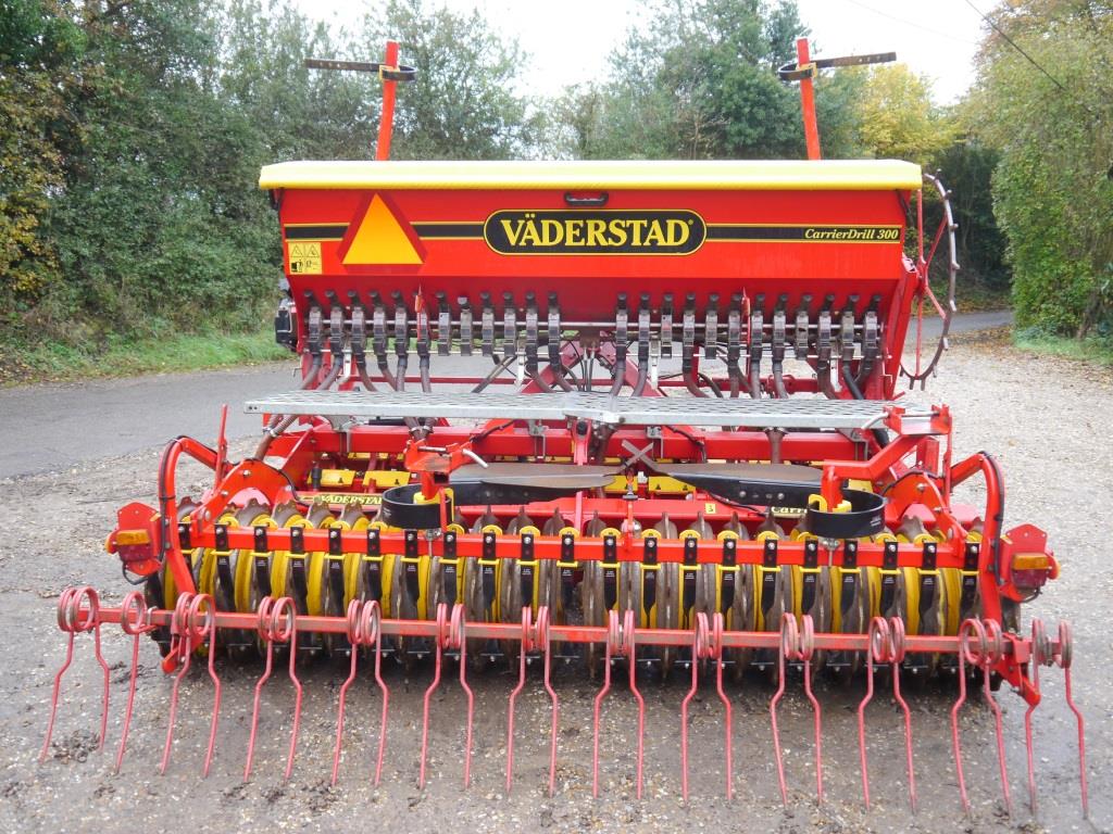 Used Vaderstad Carrier 300 Drill Combination for Sale at LBG Machin...