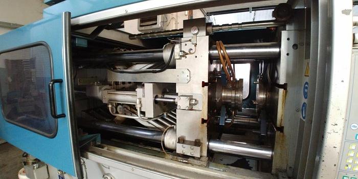 Used 1999 Pressa iniezione BMB MC 200