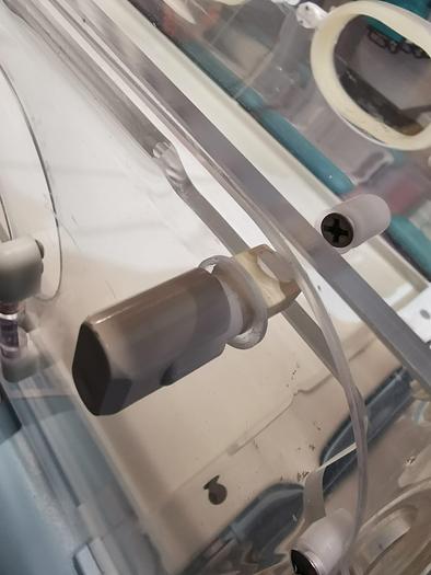 Gebraucht Dräger C2PS-1 Serie 00 Baby Incubator ohne Matratze