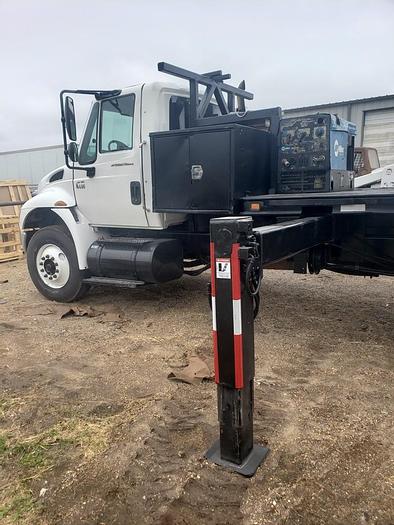 Used 2007 International 4400 Skyhoist RX87 Sign Crane - M26707