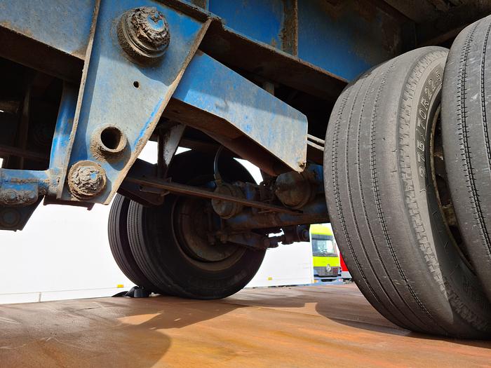 Used 1979 2 AXLE FLATBED TRAILER STEEL SUSPENSION STEEL FLOOR GROENEWEGEN