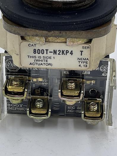 Used Allen-Bradley 800T-N2KP4 Ser T