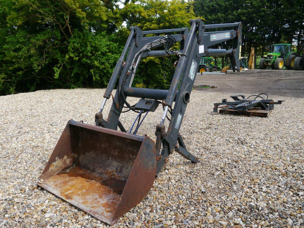 Used Trima 480 Professional Loader