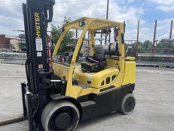 Used 13,500 POUND HYSTER MDL S135FT FORKLIFT ROLL CLAMP COMPATIBLE-SALE PENDING