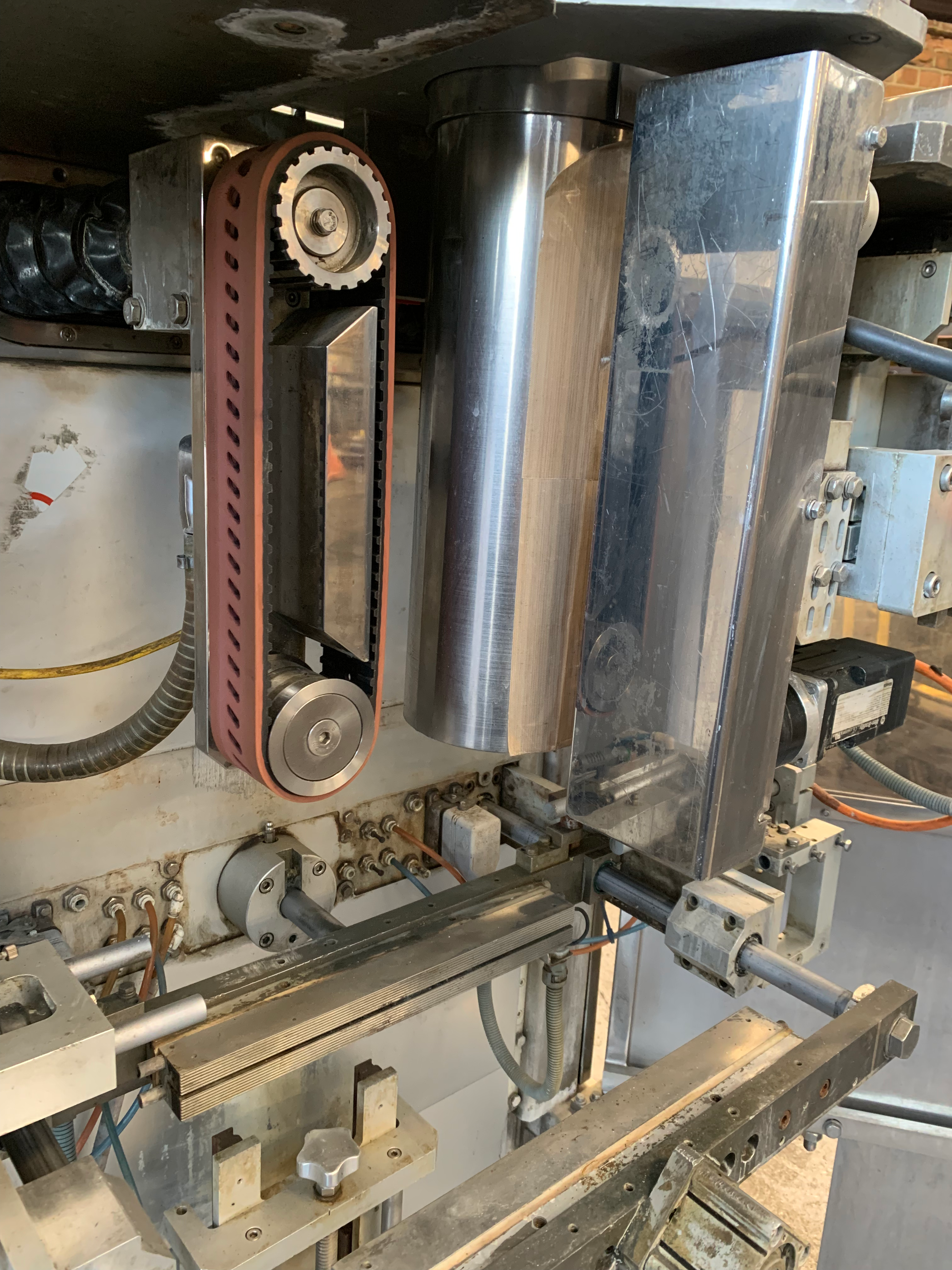 Used 2013 Hayssen Sandiacre Novus 350 VFFS