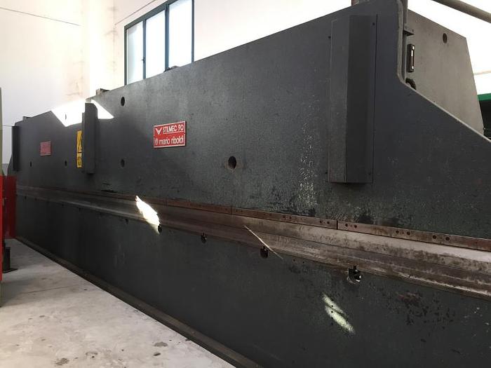 Usato PIEGATRICE STILMEC 90 IDRAULICA 10500 X 90t