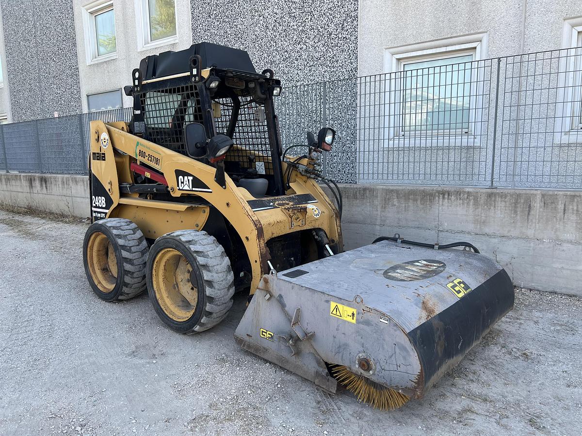 Usato 2004 Caterpillar 248B High Flow XPS