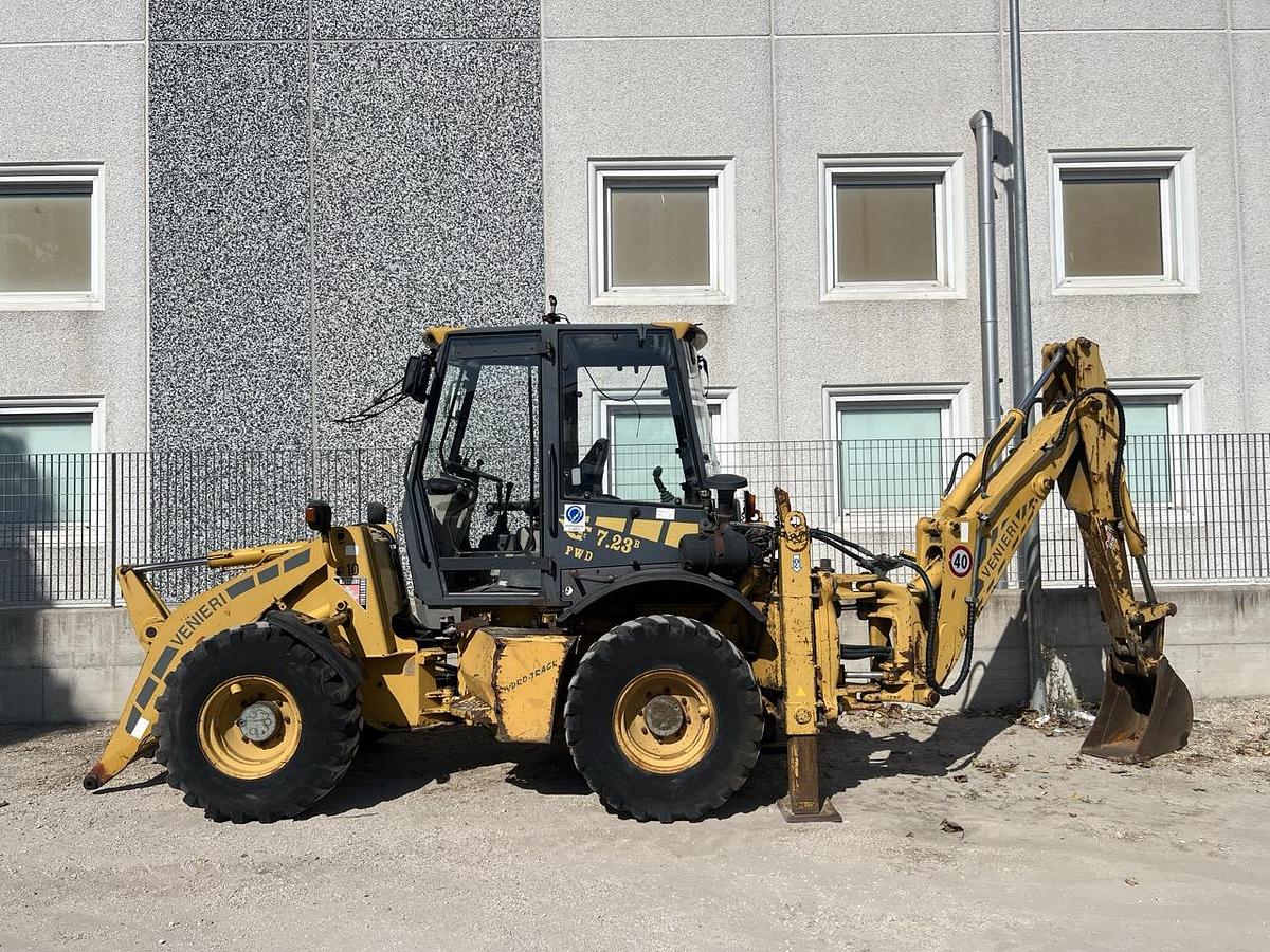 Usato 2002 Venieri VF 7.23B