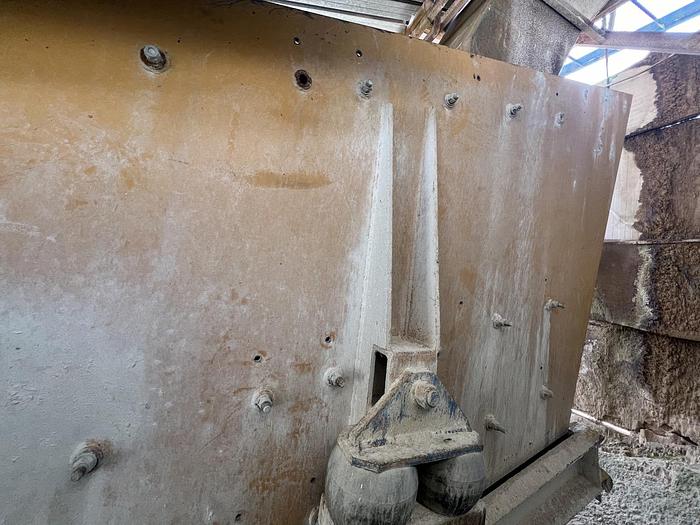 Usato Loro & Parisini 5700 x 1800 mm