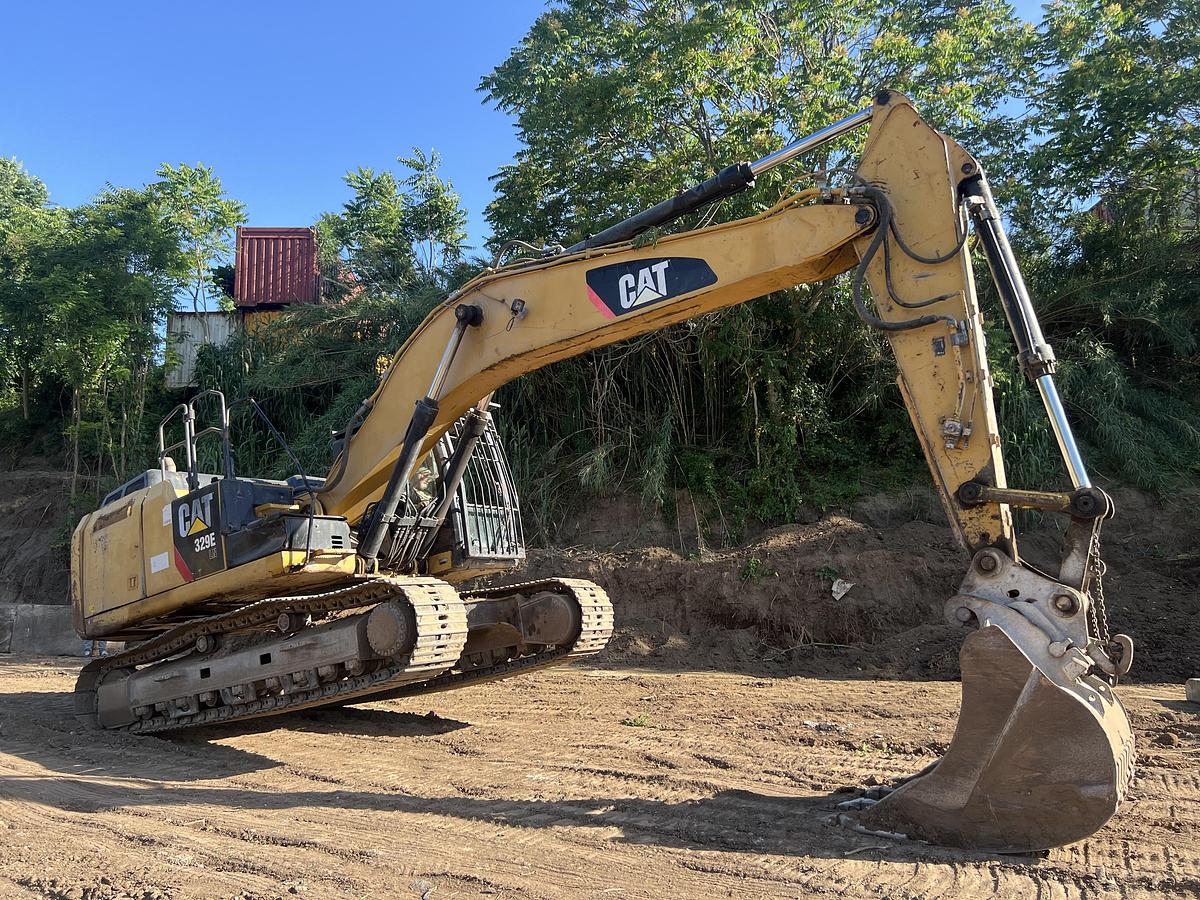 Usato Escavatore cingolato Caterpillar 329E LN (my 2012)