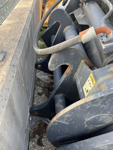 Usato Benna scarico laterale nuova Caterpillar L. 3048 mm (Sx)