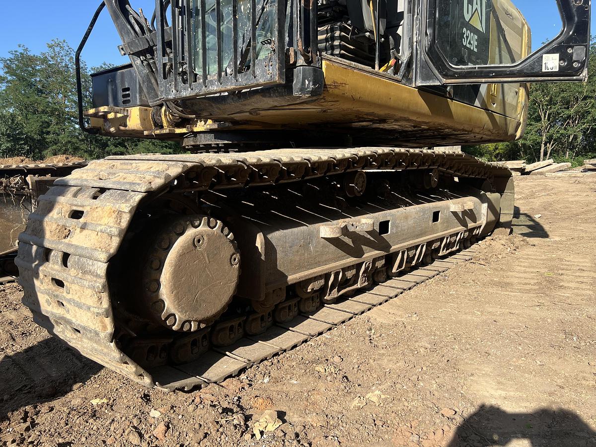 Usato Escavatore cingolato Caterpillar 329E LN (my 2012)