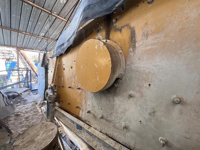 Usato Loro & Parisini 5700 x 1800 mm