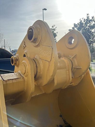 Usato Benna con attacco rapido  L. 1550 mm / 5 denti