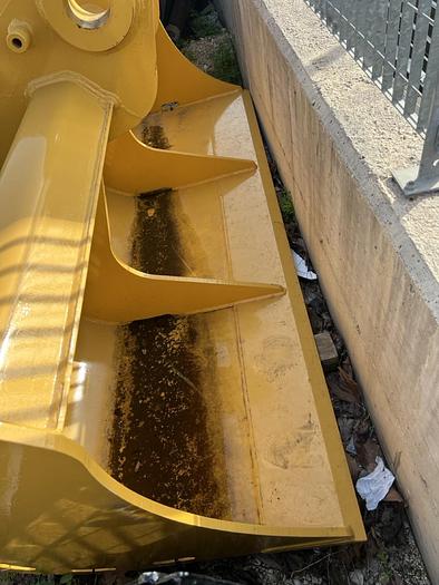 Benna pulizia fosse nuova Romea L. 2400 mm rinforzata con lama