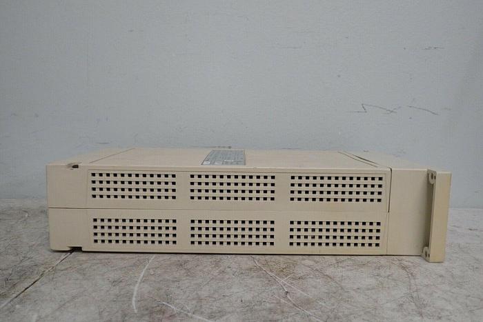 Used Varian LR88590 L8350-320 Multi-Gauge Vacuum Gauge Controller w/ Cables Type 0531