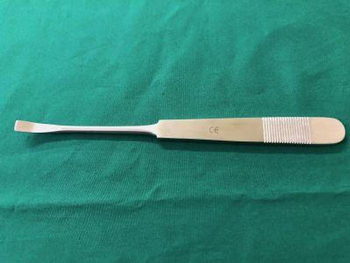 Used Elevator Periosteal Pennybacker 6mm Blade by 170mm