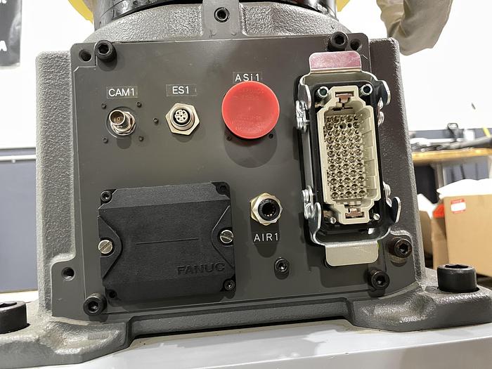 Used FANUC M20iA 6 AXIS ROBOT WITH R30iB PLUS CONTROLLER