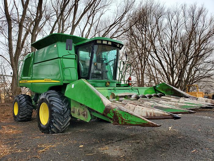 Used John Deere 9750 STS Combine w/ Corn Header