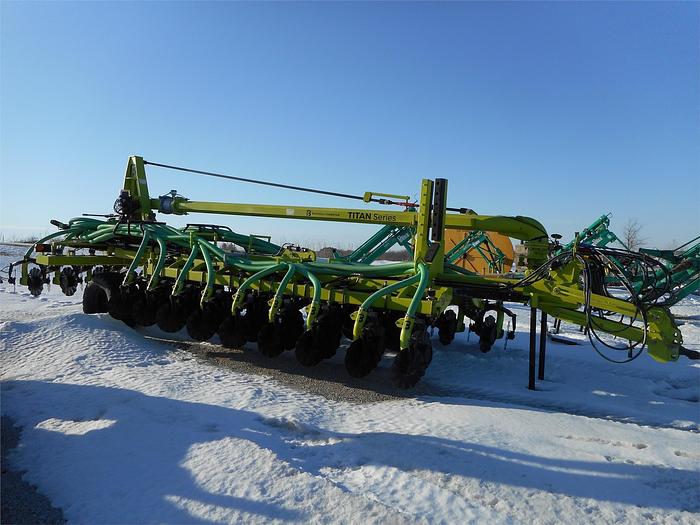 Used BAZOOKA FARMSTAR T242448CT-HD Manure Injection System