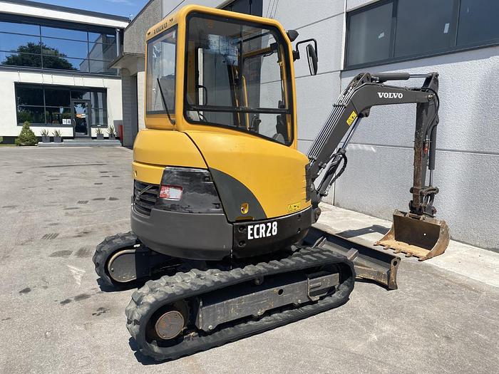 Usato 2013 VOLVO ECR 28