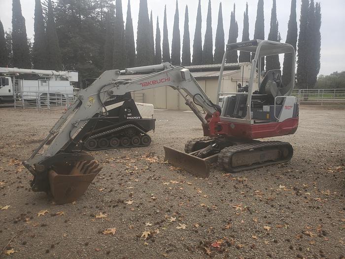 Used 2014 Takeuchi TB228