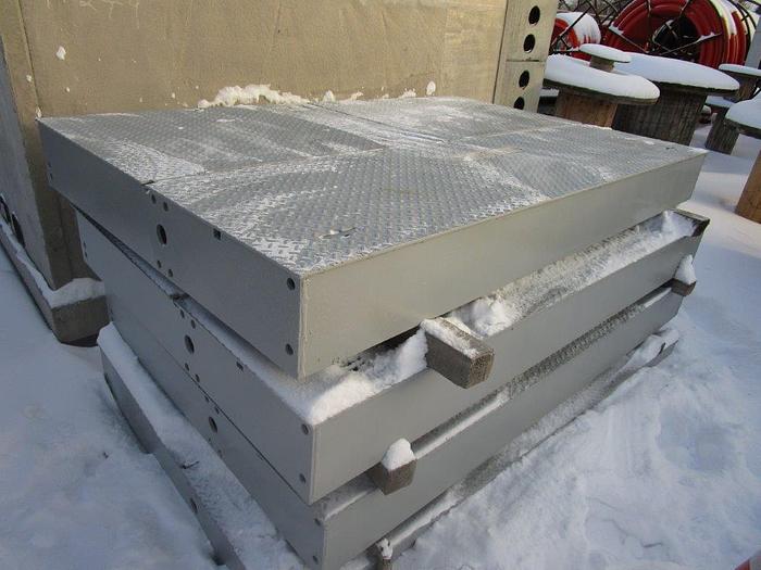 Used Concast 4-way Vista Precast Vault with steel lid