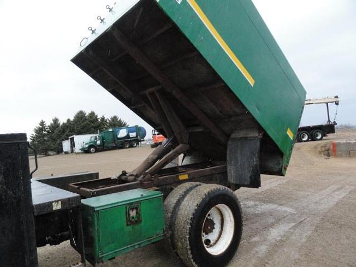 Used 2005 VERSALIFT VO255