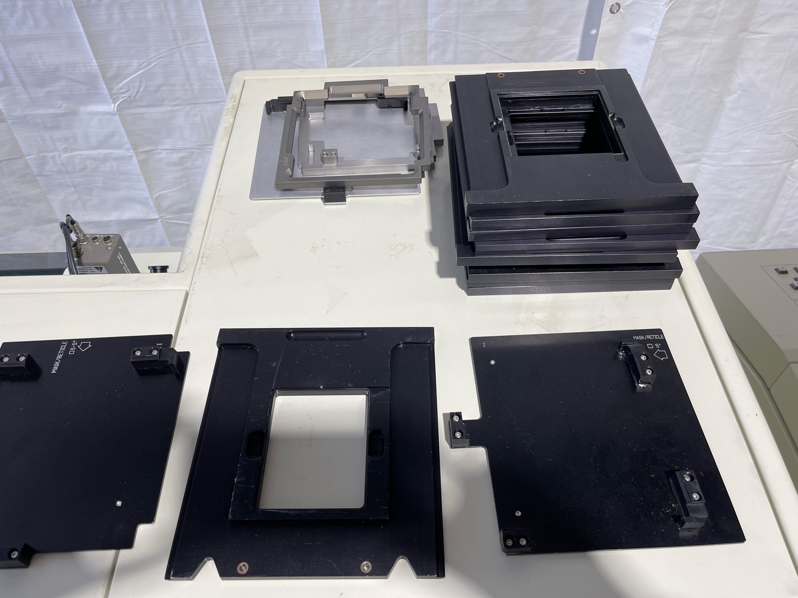 Used Horiba PD 2000 Reticle / Mask Particle Detection System