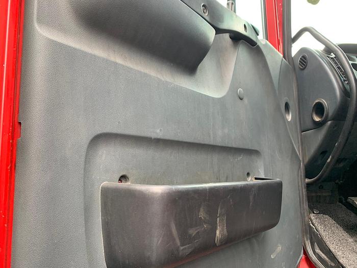 Used 2001 DAF 95 xf 430 euro 3 manual