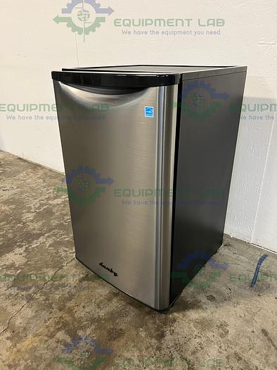 Used Danby DAR044A6BSLDB Undercounter Outdoor Mini Fridge / Refrigerator 4.4 Cu., Ft.