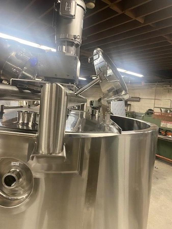 500 Gallon Stainless Steel Jacketed Mixing Tank with Agitator
