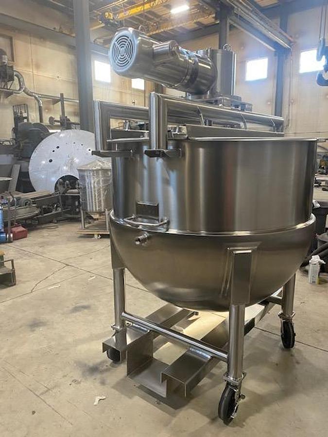 200 Gallon Stainless Steel Steam Jacketed Kettle with Agitator