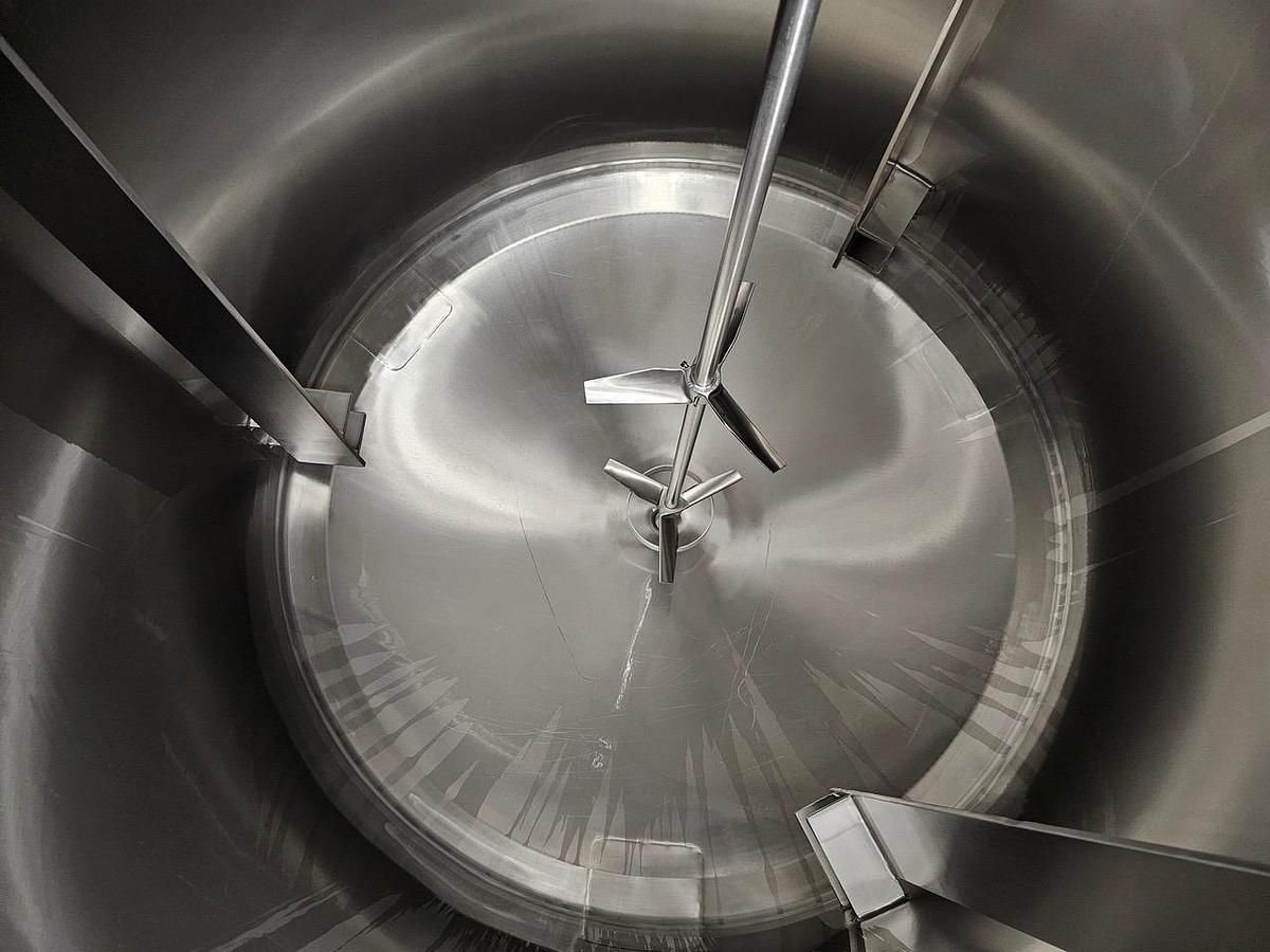 7000 Gallon Stainless Steel Holding Tank