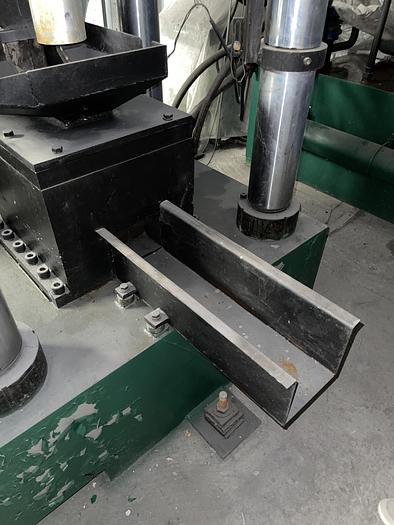 Used JiangSu DongFang Hydraulic Co. Y83-500