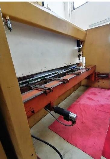 Usato PRESSA PIEGATRICE BEYELER 4000X125