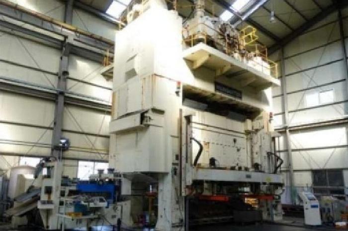 Used SCHULER WEINGARTEN 2500-Ton  D6-2500T-3D TR Transer Press Line
