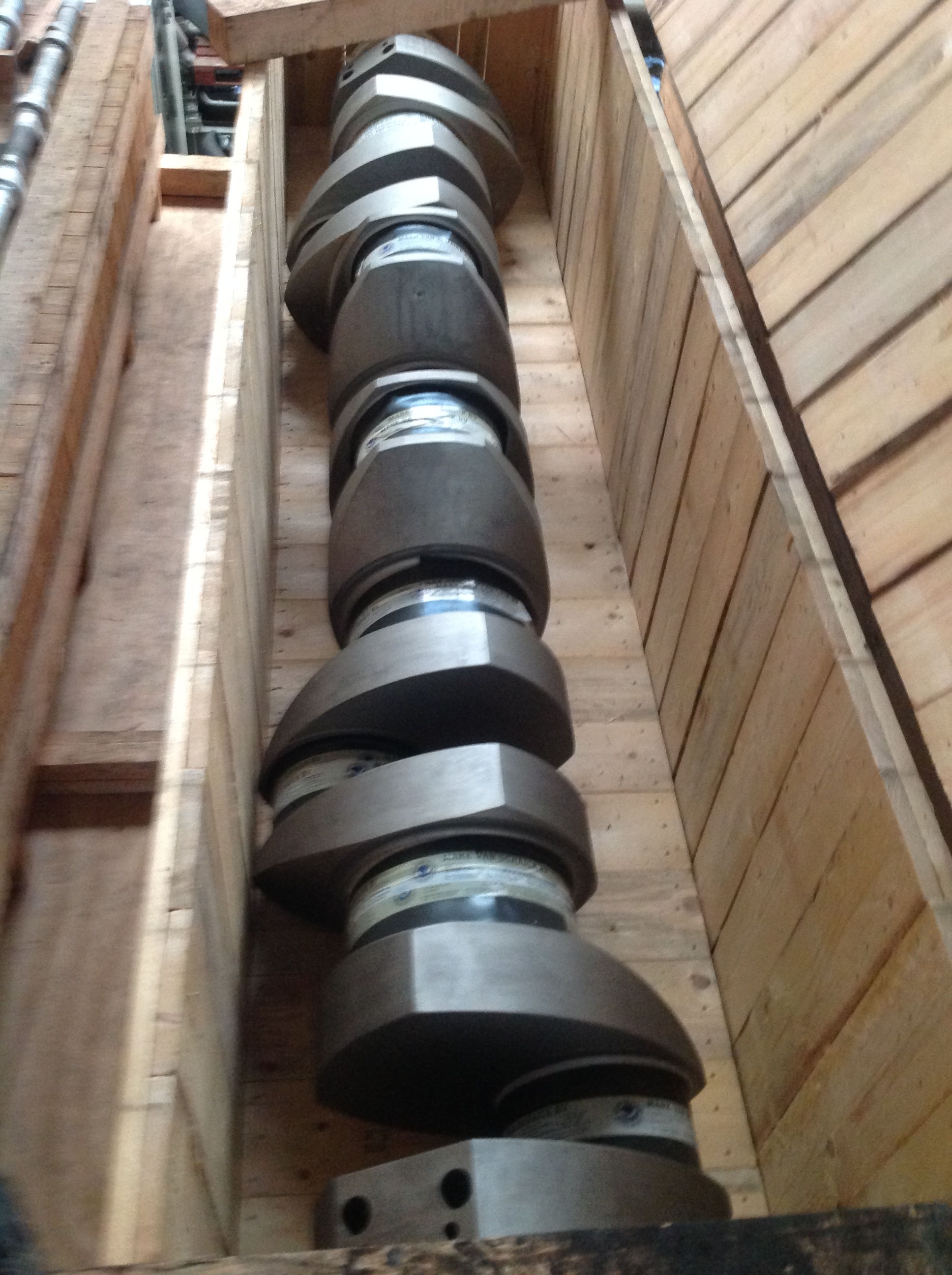 Used CRANKSHAFT DEUTZ SBV6M540