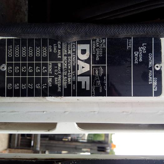 Usado 1988 DAF 1900 ATI curtainsider truck.