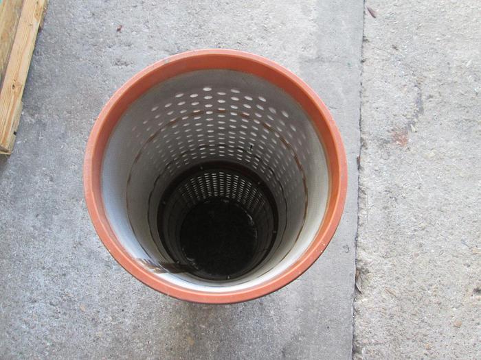 Irrigation Mesh Screen and Shaft Dirt Collector